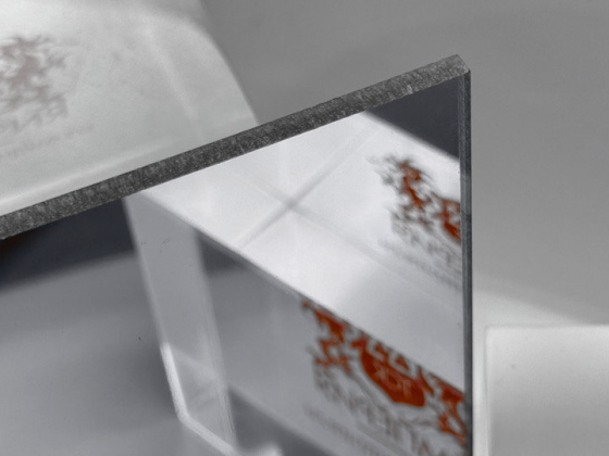 Абразивостойкий зеркальный монолитный поликарбонат IRROX-REFLECTION HARDPRO GP, серебро 4*590*1200мм