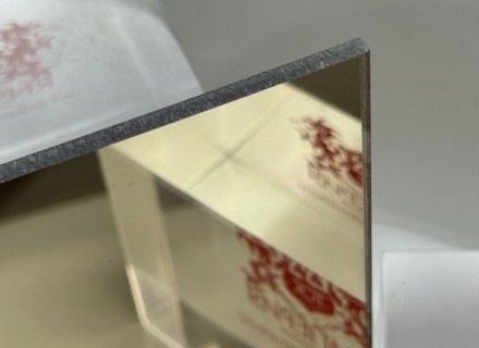 Абразивостойкий зеркальный монолитный поликарбонат IRROX-REFLECTION HARDPRO GP, золото, 2*590*1200мм