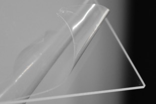 Экструзионное оргстекло IRROGLAS xt, толщина 3 мм, прозрачный